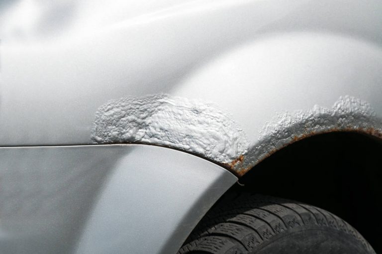 Rost am Auto erkennen und vermeiden
