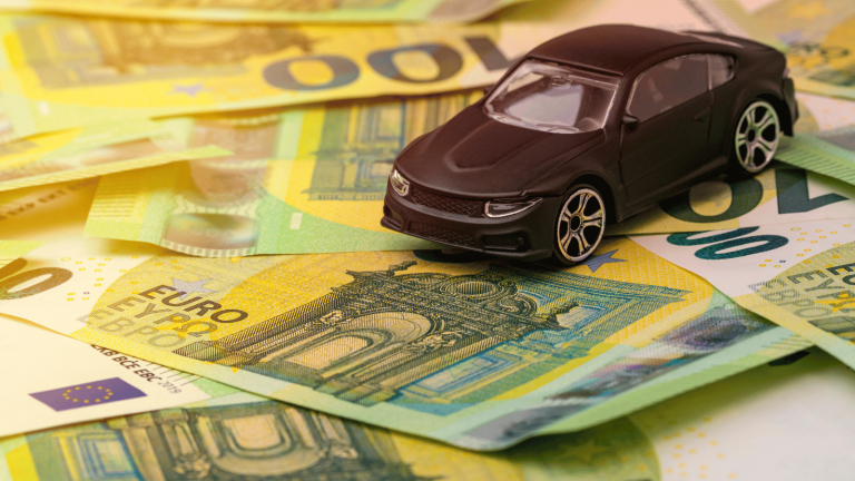 Zahlung über Treuhanddienste beim Autokauf – welche Fallen lauern und wie du dich schützt