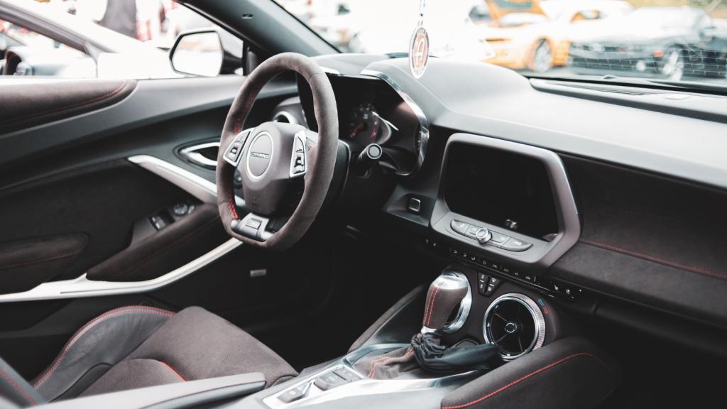 Ausstattung beim Gebrauchtwagen: Wie stark beeinflusst sie den Kaufpreis wirklich?