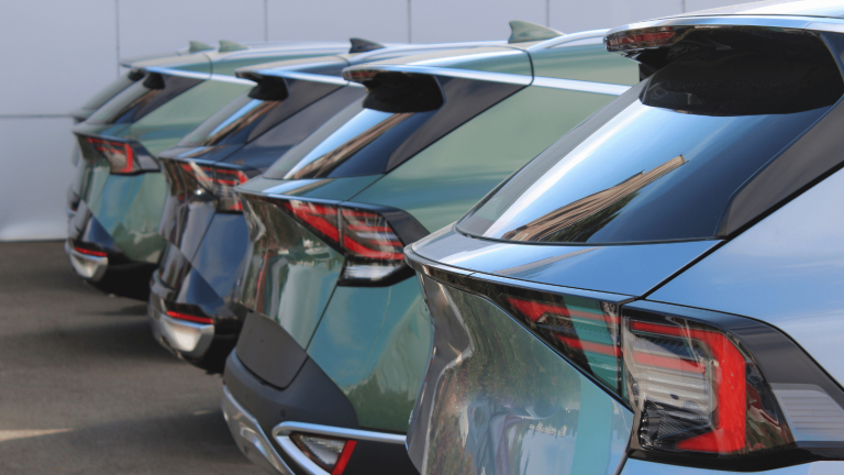 Leasingrückläufer kaufen: Vorteile, Risiken und wichtige Tipps für Gebrauchtwagenkäufer