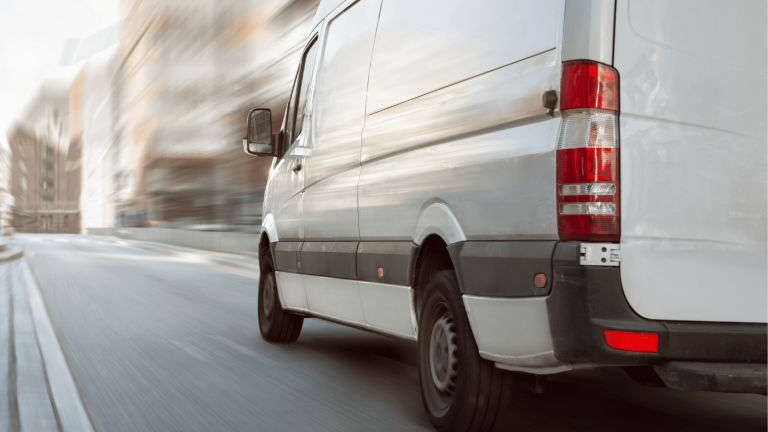 Ehemaliges Baustellenfahrzeug kaufen: Vorteile, Risiken und wichtige Tipps