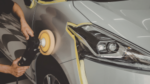 Woran erkennt man schlechte Lackpflege beim Auto? So entlarvst du versteckte Probleme beim Gebrauchtwagen