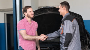 Wann sollte man einen Experten zum Autokauf mitnehmen?