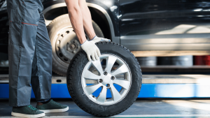 Wie alt dürfen Reifen beim Autokauf sein?